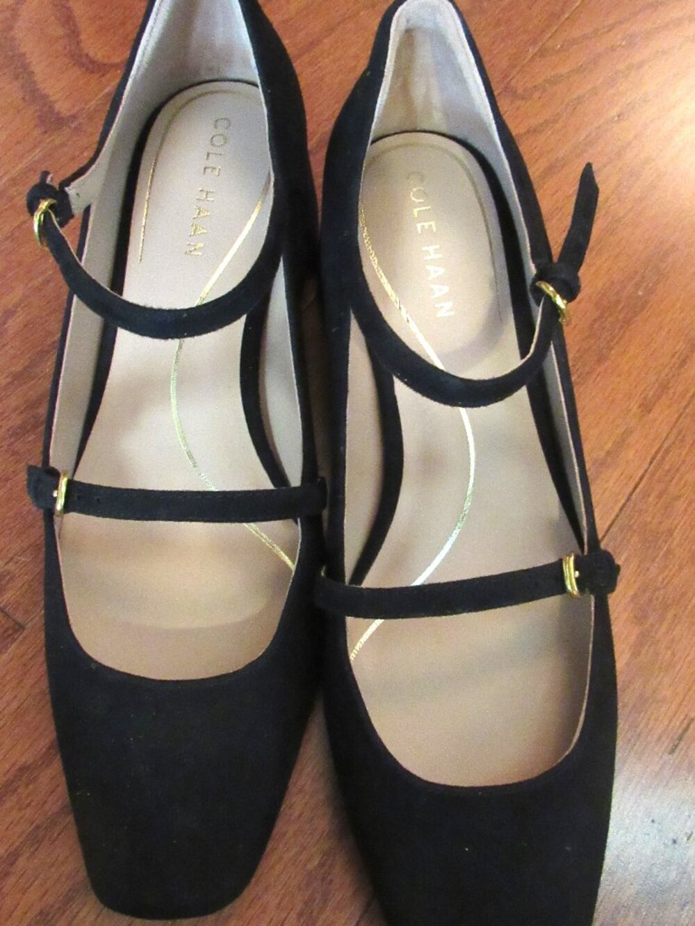 NWOB COLE HAAN BLACK SUEDE-LOOK SHOES SZ 7.5 B